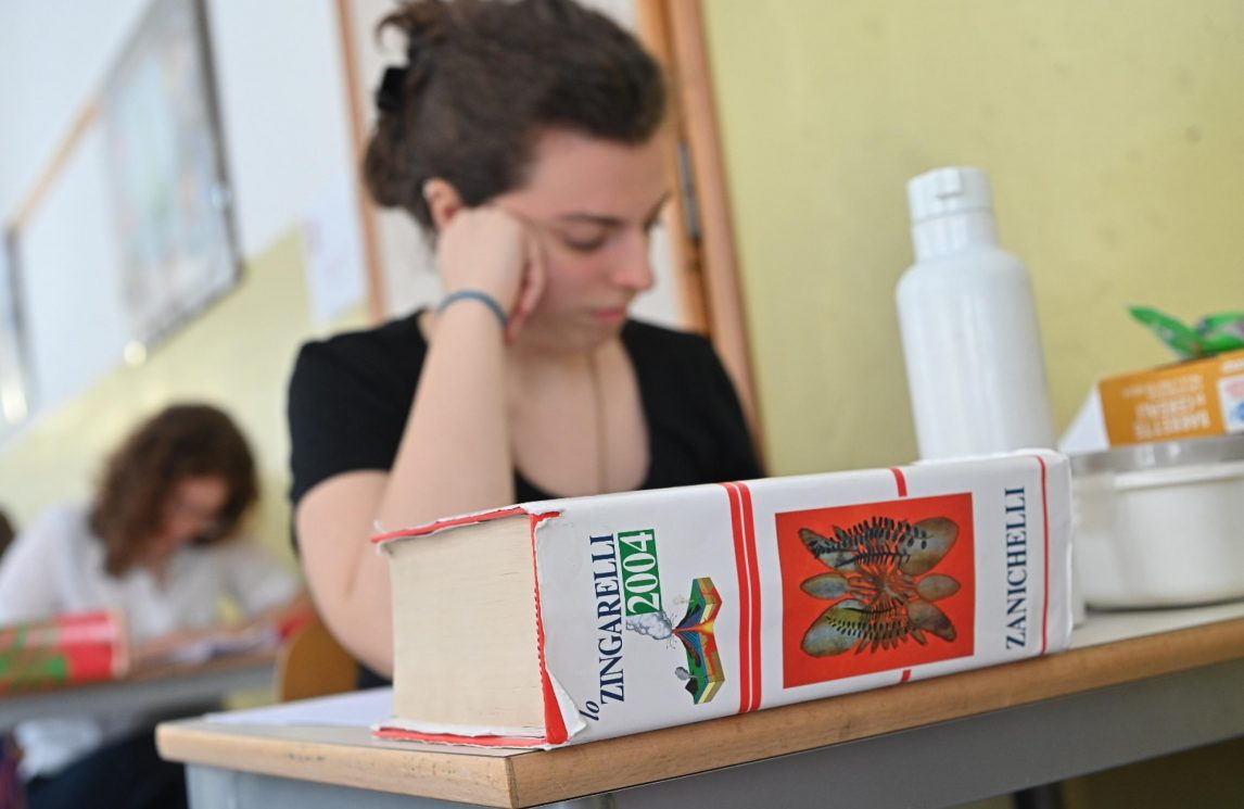 Ambrosecchio: “Serve una scuola più attenta ai ragazzi”
