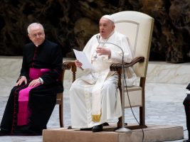 Papa Francesco: “Ancora non sto bene. Continuiamo a pregare per la Terra Santa”
