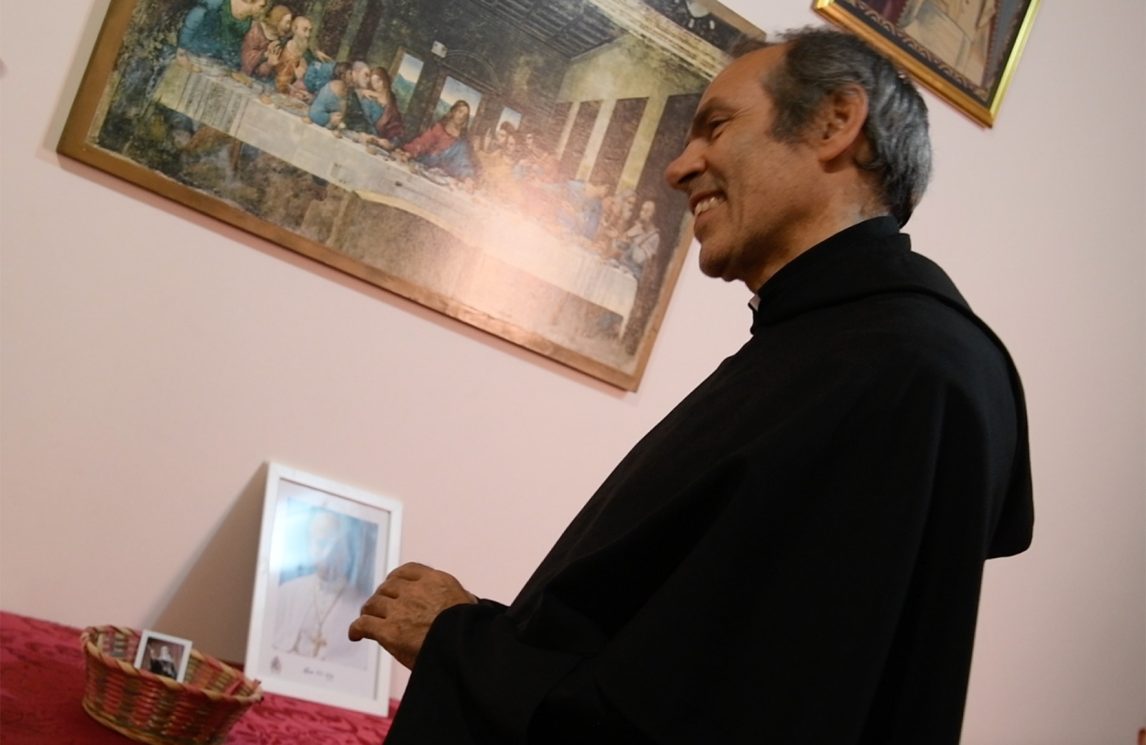 Il sacerdote tra eucaristia, confessione e servizio