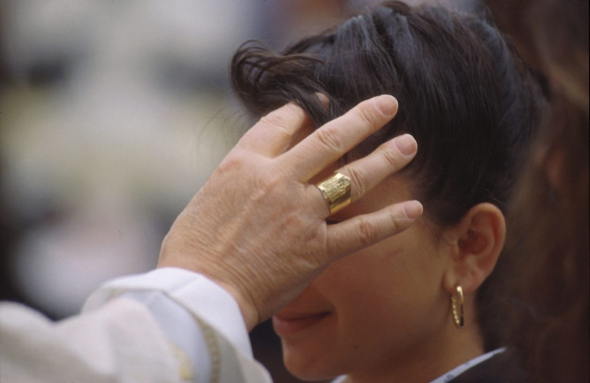 Boom di battesimi nella notte di Pasqua