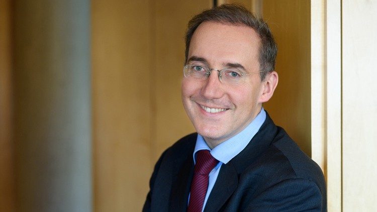 Il gesuita economista che vede la fine del petrolio