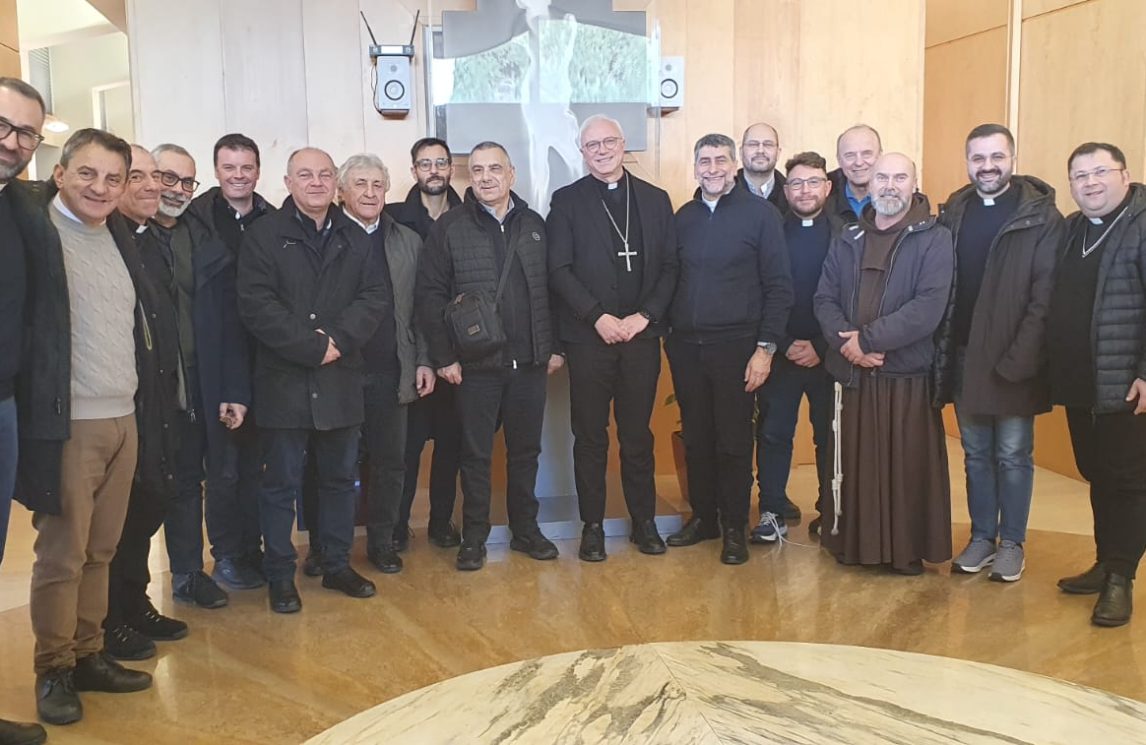 Grimaldi: “Padri che accolgono e curano le ferite”