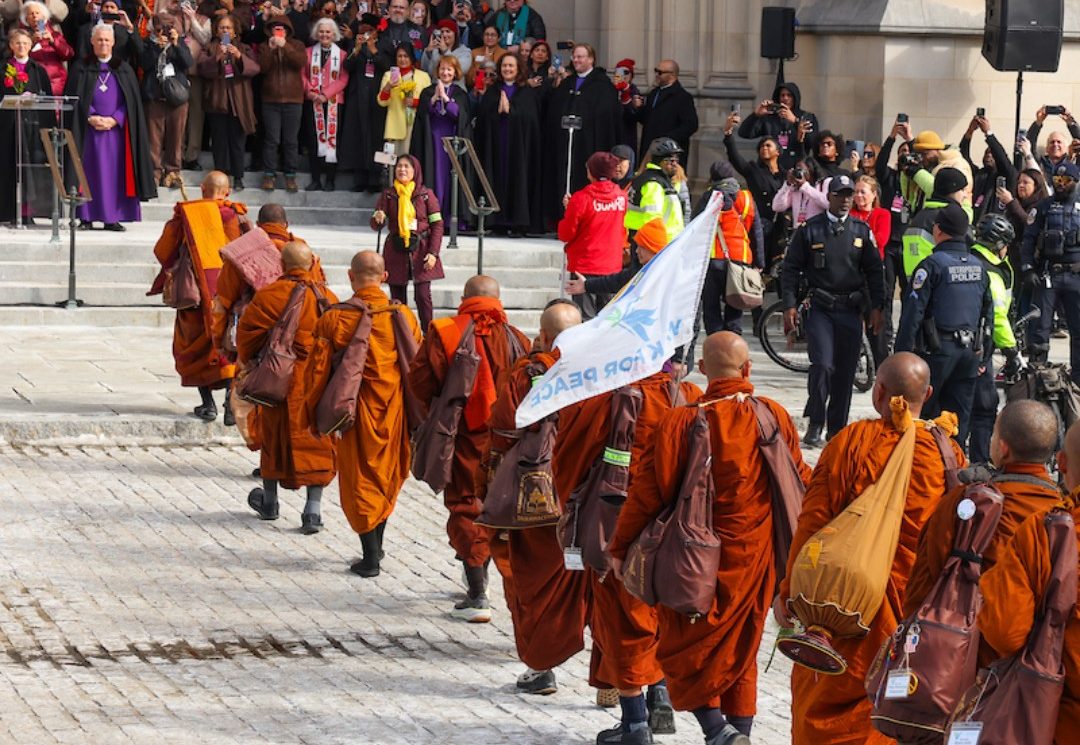 4000 chilometri a piedi per dire: 