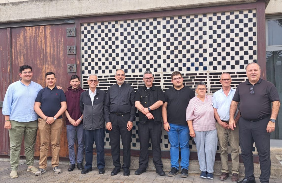 I seminaristi guardano a Papa Leone