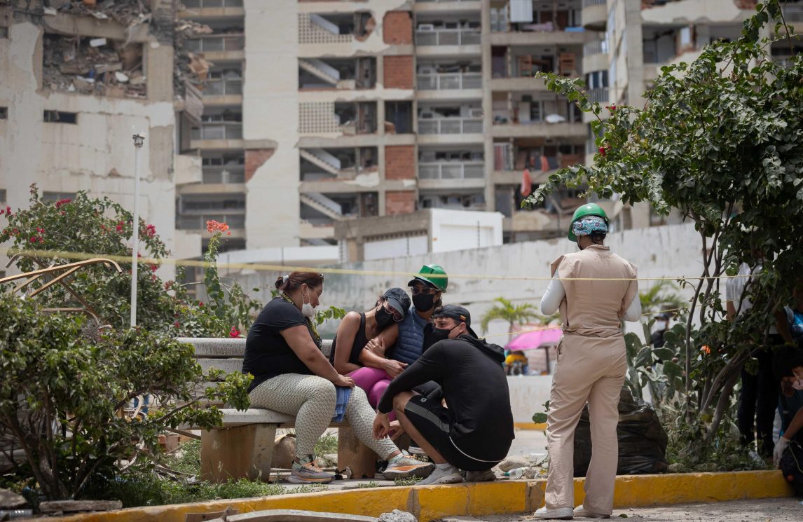 Il parroco di La Guaira: 