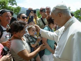 Papa Leone XIV arriva al Monastero di San Benedetto a Subiaco tra i monti Laziali, immagine di approfondimento