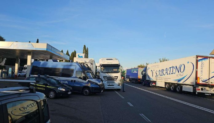 Moscone: “Mi stupisce il silenzio dei grandi media”
